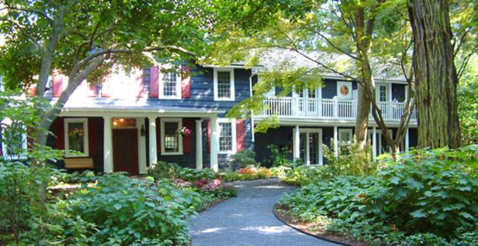 Buttermilk Falls Inn & Spa ミルトン エクステリア 写真