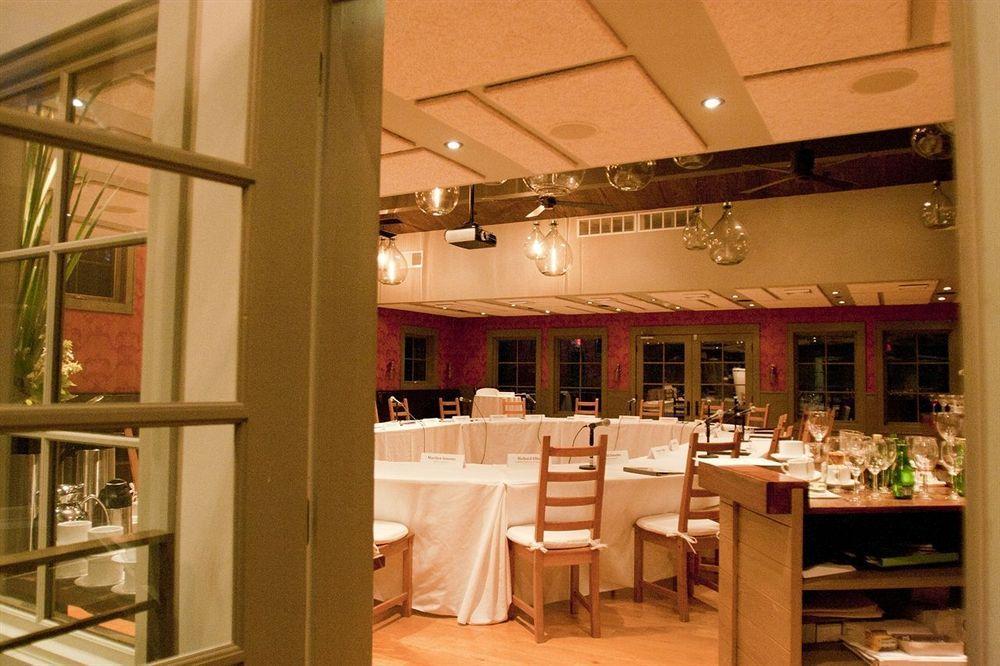 Buttermilk Falls Inn & Spa ミルトン エクステリア 写真
